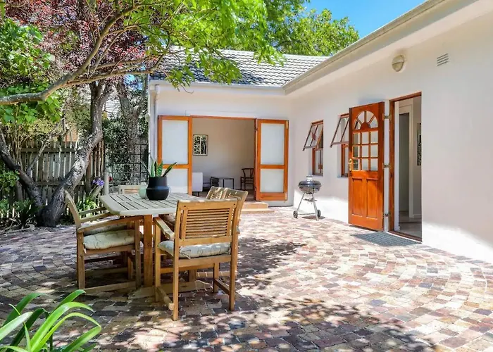 Constantia Oasis Petite